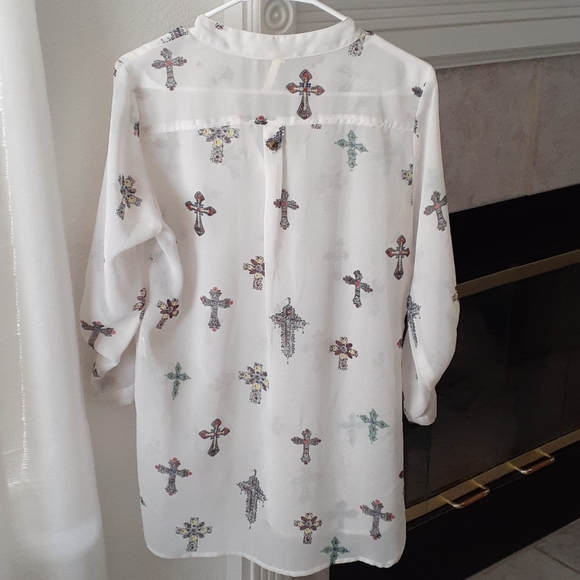 Shirt - Picture 6 of 6